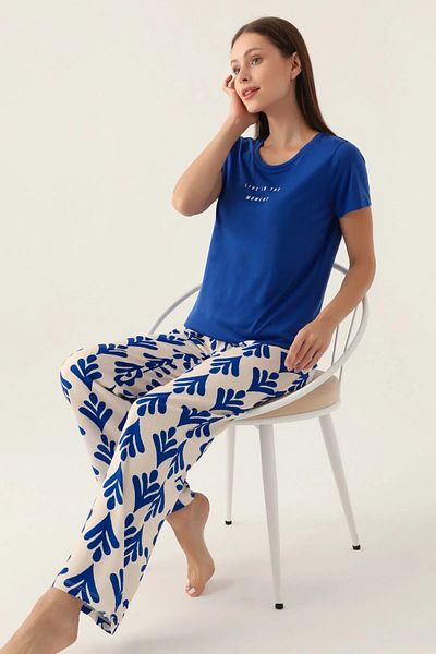 Arnetta COMFORTABLE COLLAR SOFT TEXTURED WOMEN'S SHORT SLEEVE PAJAMAS SET 2922