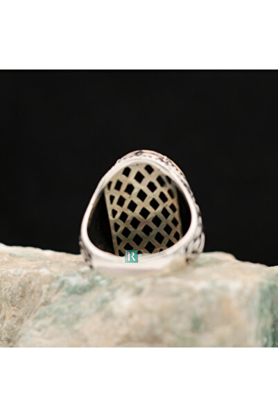 RevSilver Kaplan Gözü Taşı 925 Ayar Gümüş Yüzük Yanlardan Mini Zirkon Işlemeli