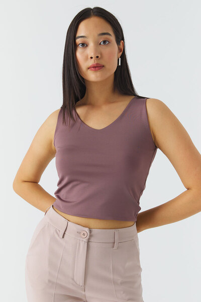 urban focus V-Neck Crop Tank Top