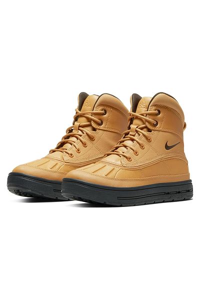Nike Woodside 2 High Yellow Casual Style Boots Sportie