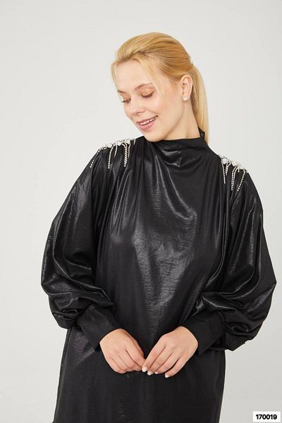 Levidor Double Shiny Fabric Set with Shoulder Accessories - Black