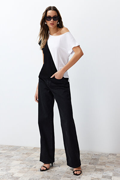 Trendyol Collection Fekete-többszínű színes blokkolt, laza/kényelmes csónaknyakú kötött póló TWOSS24TS00202