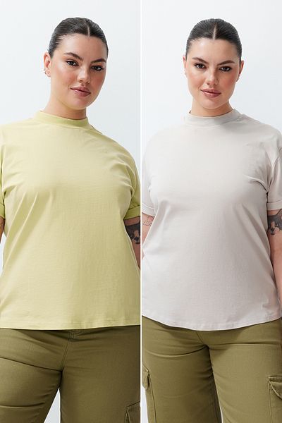 Trendyol Curve Ölgrün-Grau, 2er-Pack Basic-Strick-T-Shirts aus 100 % Baumwolle mit Stehkragen TBSSS24BF00027