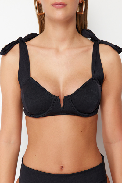 Trendyol Collection Μαύρο Μπικίνι Μπαλκόνι TBESS24BU00156