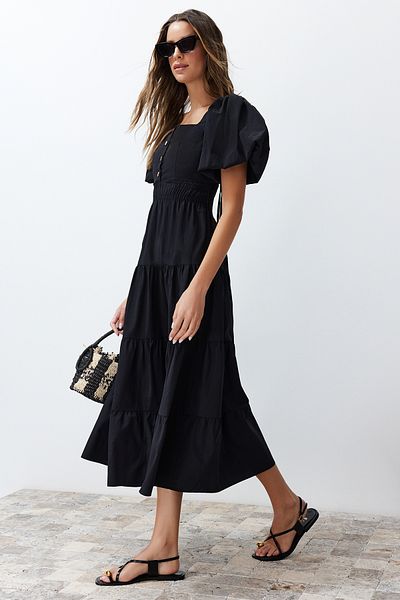 Trendyol Collection Μαύρο υφαντό φόρεμα με μαύρη μέση και με λεπτομέρεια τετράγωνο γιακά TWOSS24EL00431