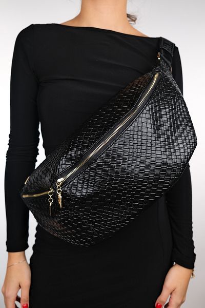 LuviShoes VENTA Große, schwarze Gürteltasche aus Strick für Damen