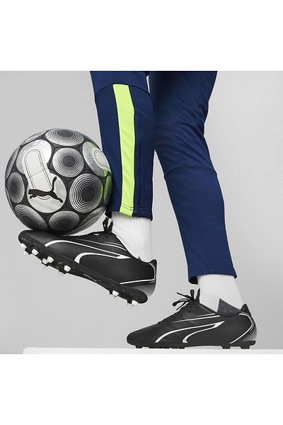 Puma Ghete de fotbal unisex Vitoria Fg/Ag pentru gazon 10748301   Negru