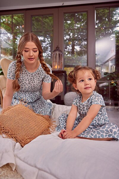 Zeyland Girl's Patterned Nightgown