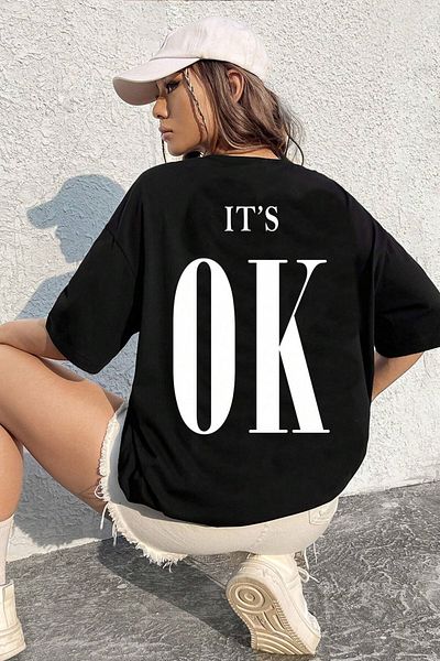 MODAGEN Unisex Μαύρη λαιμόκοψη It's Ok με στάμπα oversize μπλουζάκι