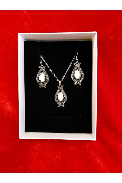 Burhan Yücel Lületaşı Tulip Stone Ottoman Tulip Necklace Earrings Set