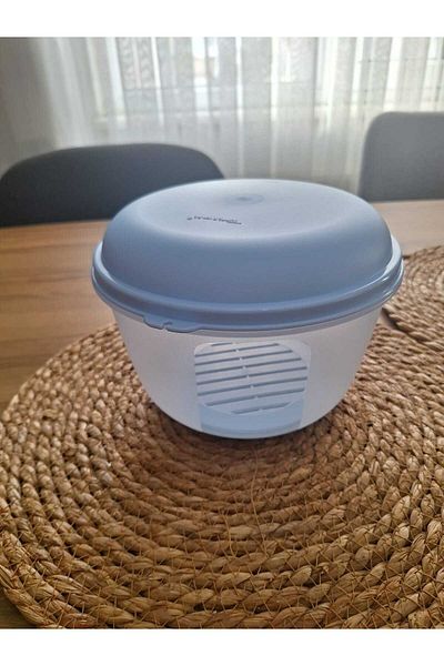 Tupperware 1.9 Lt Candy Container with Grill