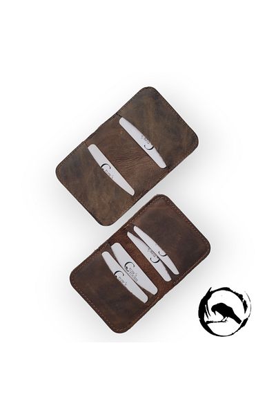 Crow'sRoom Handmade real leather 6-compartment card holder (brown)