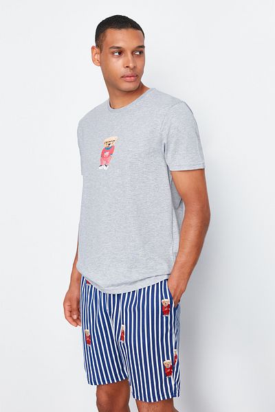Trendyol Collection Γκρι Πλεκτό Σορτς Πιτζάμες με εμπριμέ κανονική εφαρμογή TMNSS24PT00034