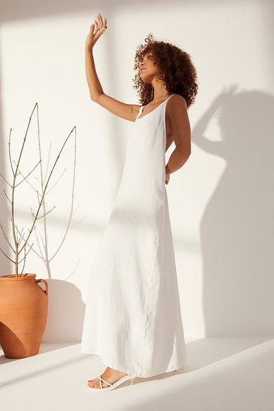 Trendyol Collection Λευκό 100% λινό Πλάτη Λεπτομερές Maxi Φόρεμα TWOSS24EL00668