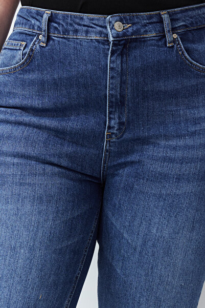 Trendyol Curve Blugi albaștri evazați cu talie înaltă mai sustenabili TBBSS24CJ00037