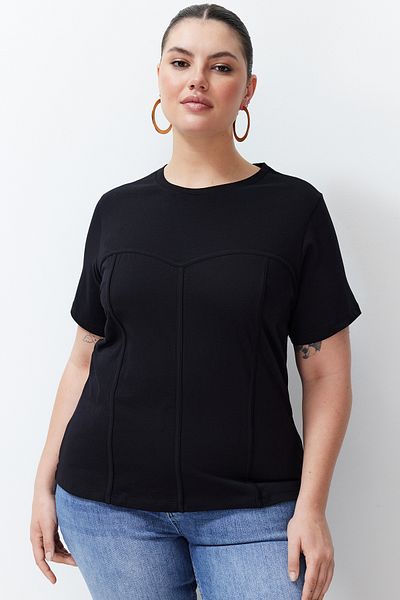 Trendyol Curve Schwarzes T-Shirt aus 100 % Baumwolle – Paspeldetail, TBBSS24BF00021