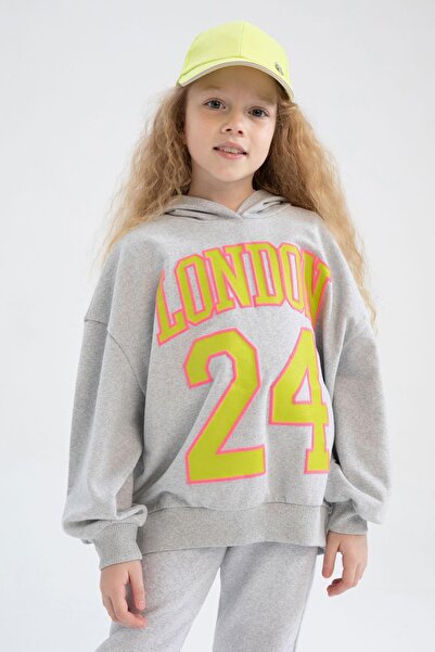 DeFacto Kız Çocuk Oversize Fit Baskılı Kapüşonlu Sweatshirt Z7848a623sp