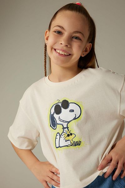 DeFacto Girl's Snoopy Crop Short Sleeve T-Shirt Z8517a623sm