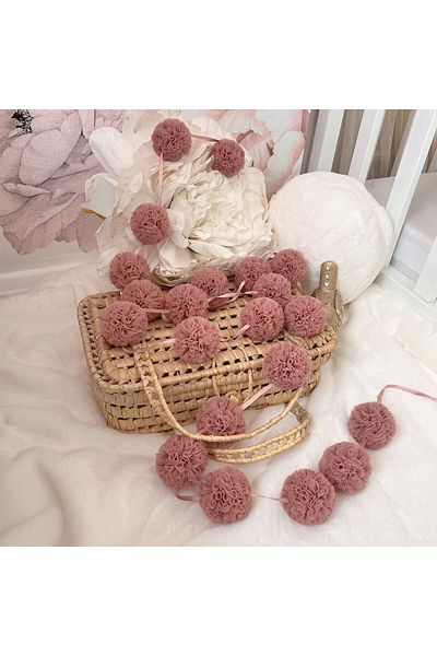 PAMUKA Neat Mini Tulle Pompom Banner - Silver Rose
