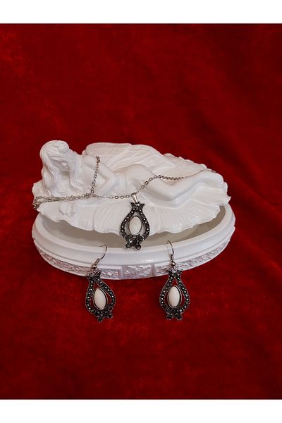 Burhan Yücel Lületaşı Tulip Stone Ottoman Tulip Necklace Earrings Set
