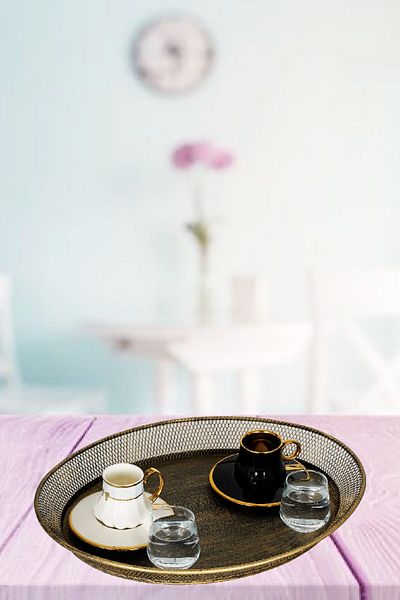 VENON 39x31x4 Eye Oval Tray - Black Yellow Patina