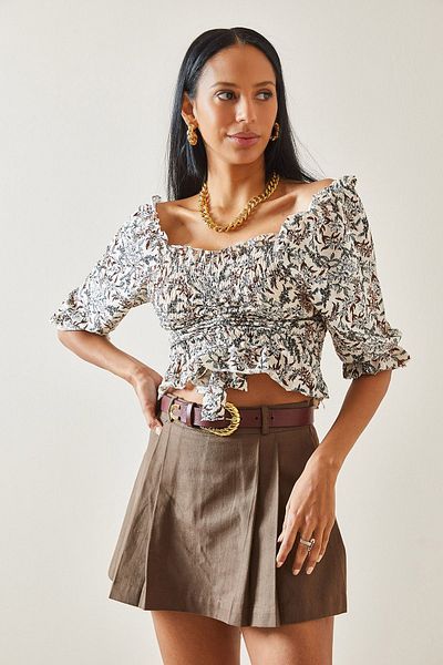 XHAN Ecru Gathered Short Sleeve Knitted Blouse 5YXK2-48291-52