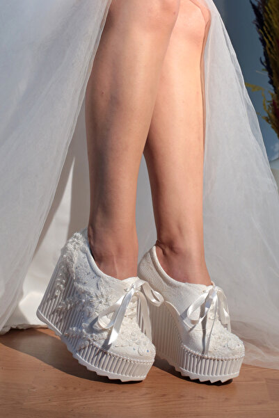 Karınca 1-94377 Spor Dolgu Topuk Gelin Ayakkabı