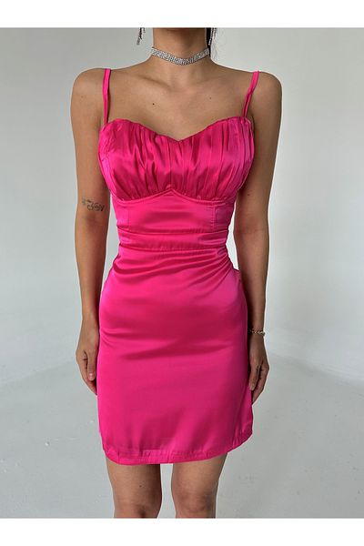 Laluvia Rochie mini din satin cu bretele fucsia