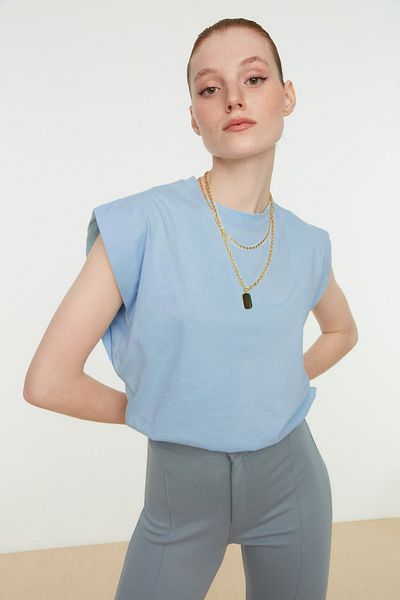 Trendyol Collection Modré základní pletené tričko ze 100% bavlny bez rukávů TWOSS20TS0021