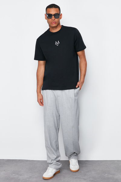 Trendyol Collection Černé tričko Regular/Normální střih s výšivkou Vlka z 100% bavlny TMNSS24TS00056