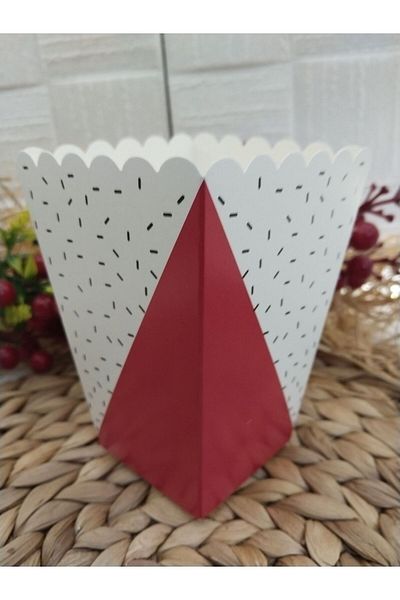 Deniz Party Store Red triangle patterned Cardboard Popcorn Corn Chips Box 8 Pieces
