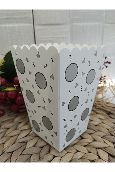 Deniz Party Store Matte Silver Large Dotted Cardboard Popcorn Corn Chips Box 8 Pieces