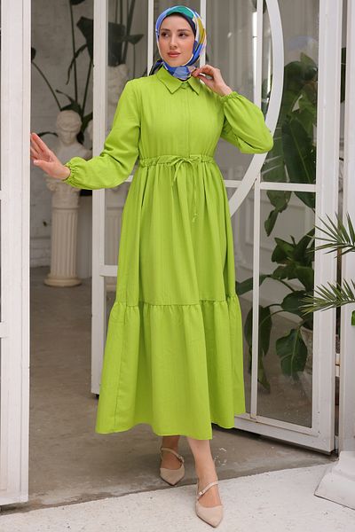 benguen 61609 Gerafftes Kleid mit Bindegürtel in der Taille, Grün