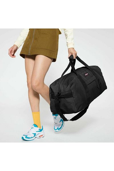 Eastpak Station Black Black Sports Bag Ek79d008
