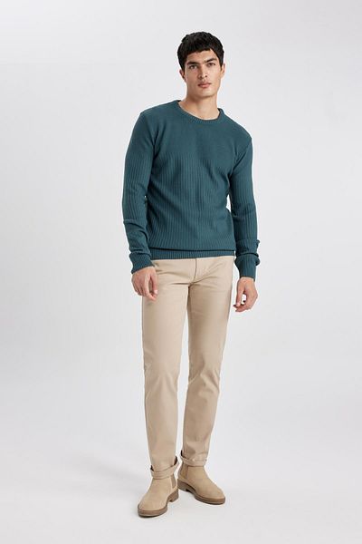 DeFacto Regular Fit Hose aus Gabardine-Chino-Canvas mit Reißverschlusstasche und geradem Bein B2088ax24sp
