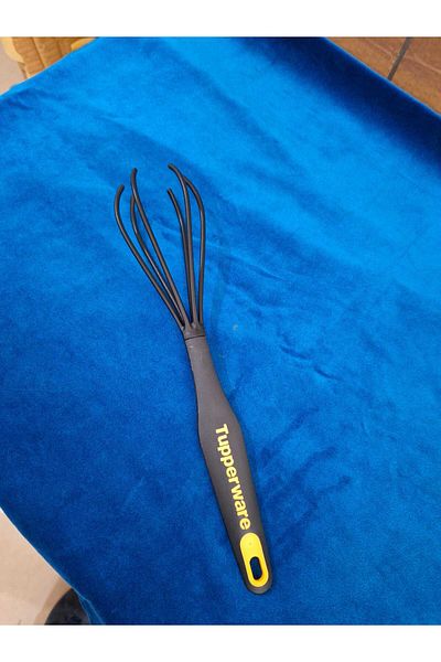 Tupperware Whisk