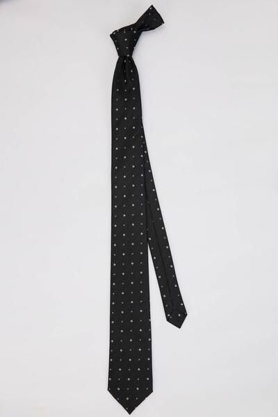 Tudors Classic Patterned Black Tie with Pocket Handkerchief