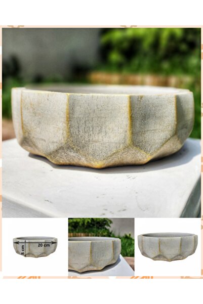 Genel Markalar Geometrik aranjman ve bonsai saksısı altın yaldızlı