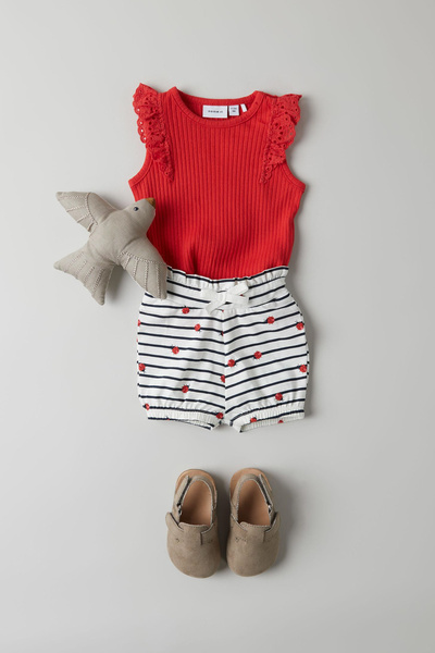 Name it NBFFELIAS RÖVID DOBOZ