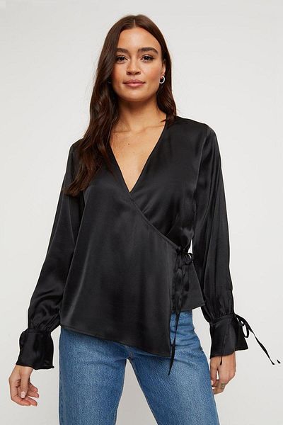 DOROTHY PERKINS بلوزة نسائية سوداء