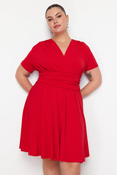 Trendyol Curve Rotes zweireihiges Mini-Strickkleid TBSSS24AH00174