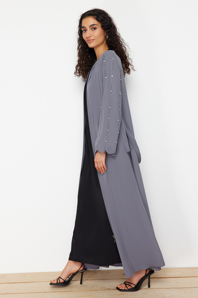 Trendyol Modest Tkaná čepice s doplňky z šedého kamene & Ferace & Abaya & Jalabiya TCTSS24KF00019