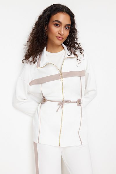 Trendyol Modest Set aus Unterteil und Oberteil aus Scuba-Stoff in Ecru - Piping Knitted Diver TCTAW24US00071