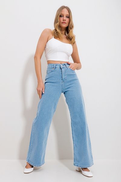 Trend Alaçatı Stili Women's Ice Blue Five Pocket Lycra Palazzo Denim Trousers Alc-X11757