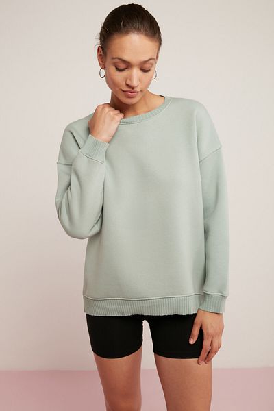 ETHIQUET Brenda Oversize-Sweatshirt in Mintgrün für Damen – Fleece, Rundhalsausschnitt und Camisole-Detail