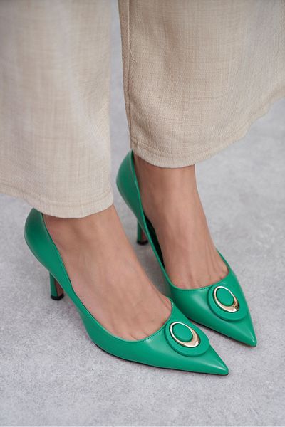 NİŞANTAŞI SHOES Darian Grass Green Matte Accessoire Detail Damen-Schuhe mit Absatz