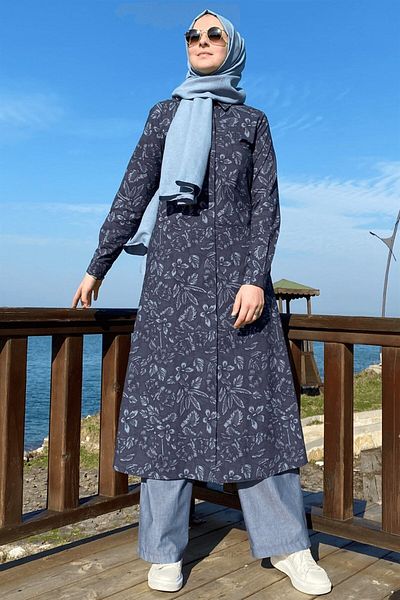 Rabia Şamlı Τζιν