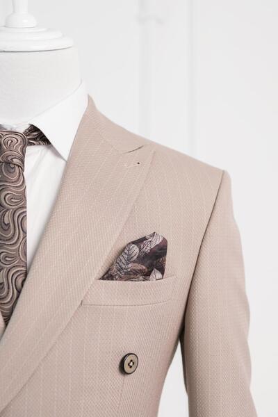 LUİGİ DİBERTİ Luigi Diberti Çizgili Sivri Yaka Çift Yırtmaçlı Slimfit Takım Elbise