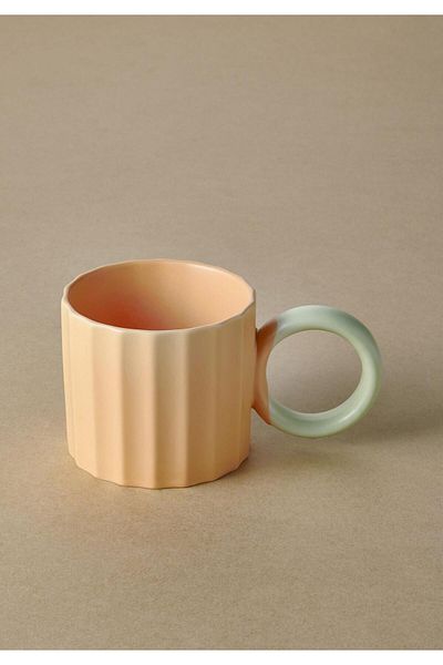 The Mia Runden Porcelain Mug Yellow 250 ml