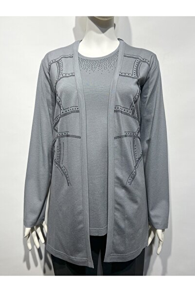 Lanze Slim Suit with Short Sleeve Blouse Inside and Jacket